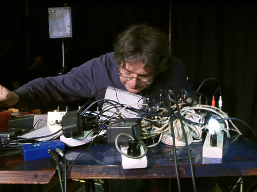 Tadeusz Sudnik - realtime electronics, sampler