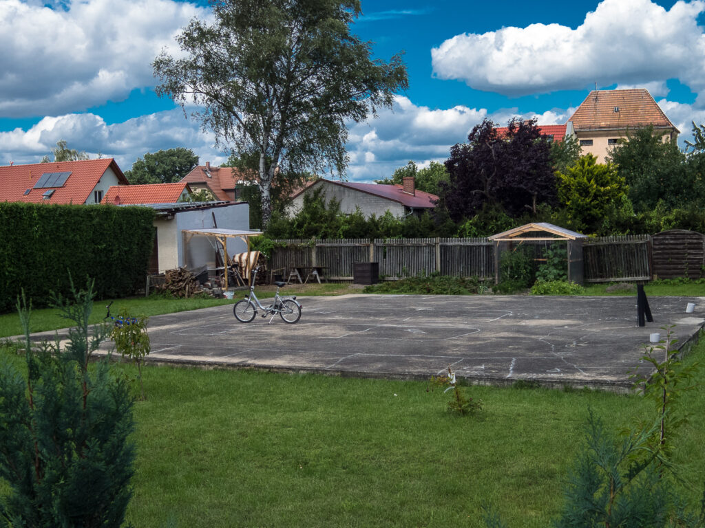 Die Kunst, kein Haus zu bauen. Foto: Hufner Die Kunst, kein Haus zu bauen. Foto: Hufner