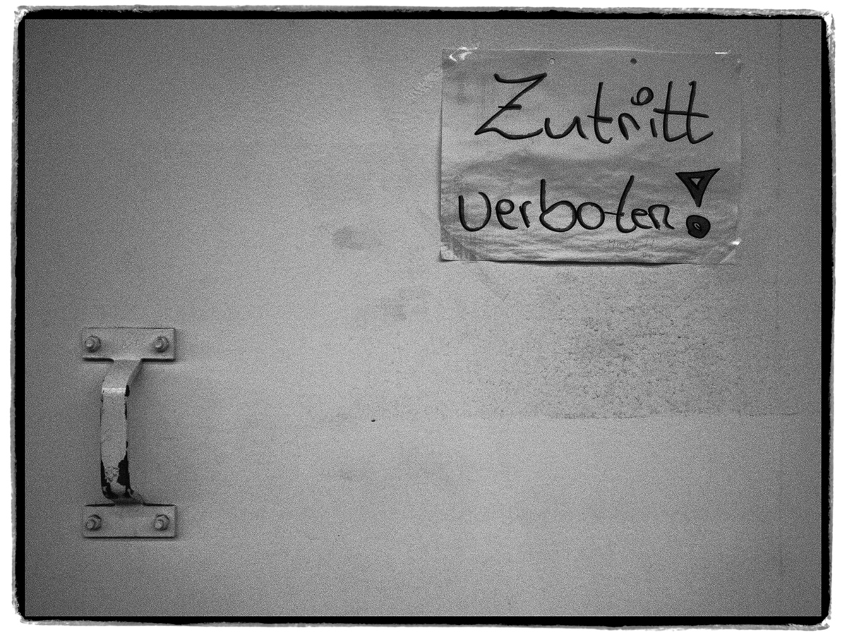 Mehr über den Artikel erfahren Lügen und Schauspielern