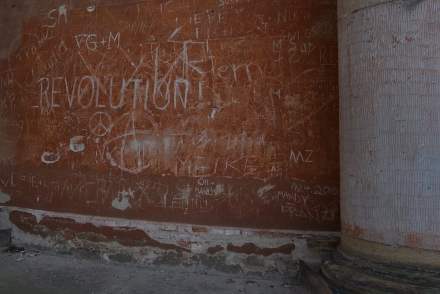 Revolution und Peace. Foto: Hufner