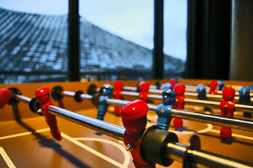 Mehr über den Artikel erfahren Vor 30 Jahren: Erster Arbeitstag als Lektor bei ConBrio