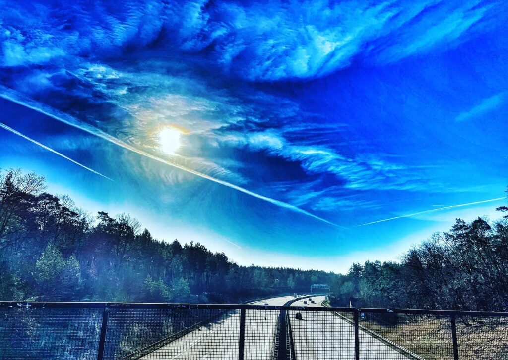 Auf der Autobahn 2022. Foto: Hufner